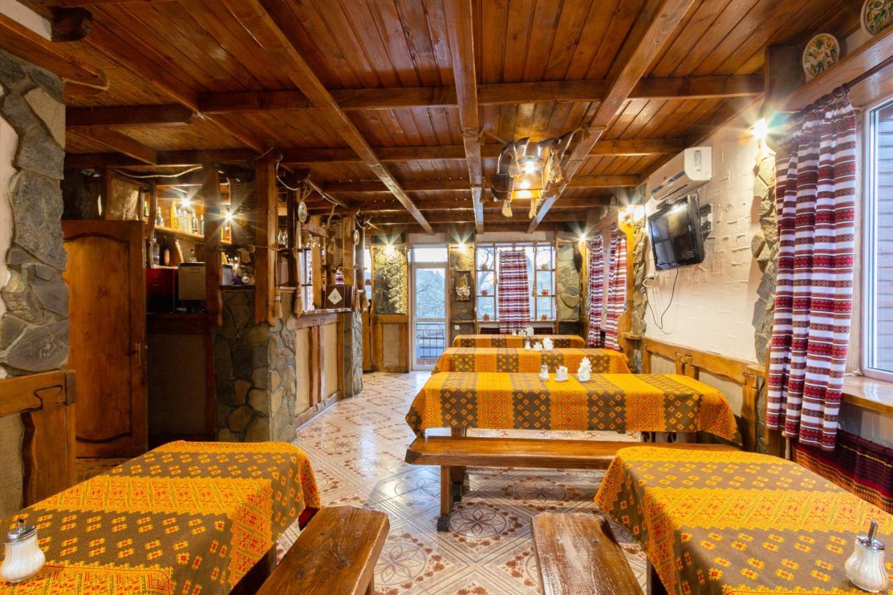 У Мар'Яни І Назара Hotel Yaremche Exterior photo