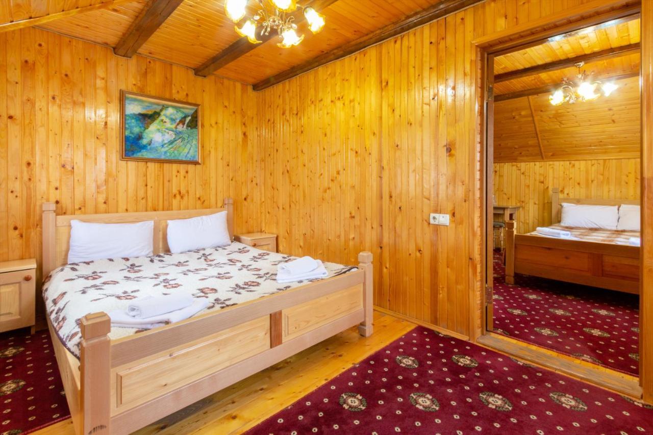 У Мар'Яни І Назара Hotel Yaremche Exterior photo